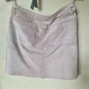 Chic Light Pink Suede Mini Skirt